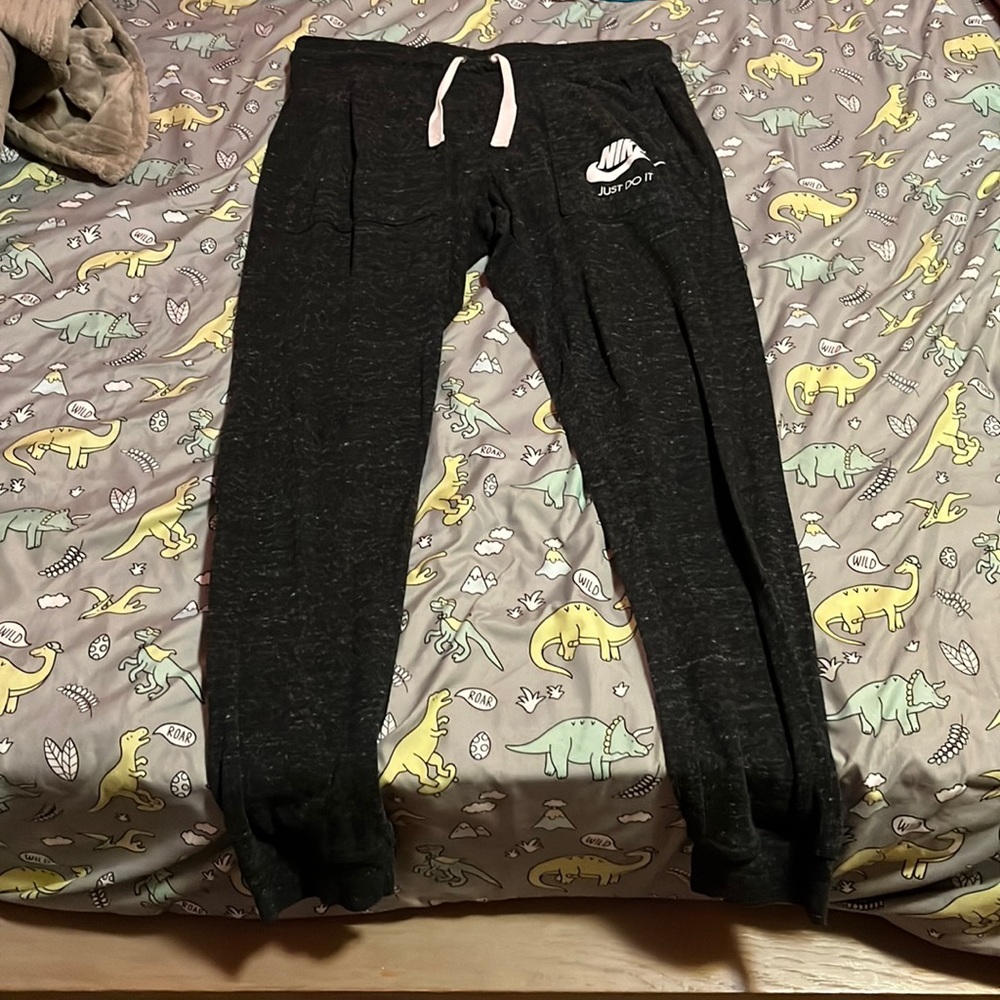 nike joggers